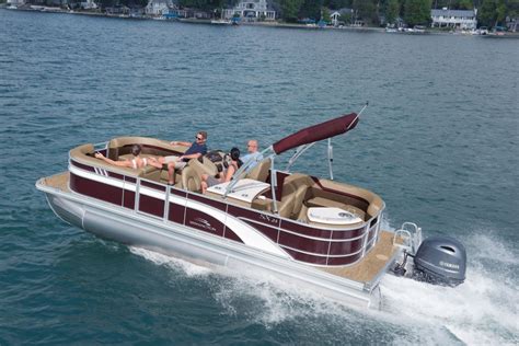 Bennington pontoon boat - Known for its top ­market ­offerings, ­Bennington pontoons combine ­luxury, solid construction and innovation at ­less-than-stratospheric prices. Case in point: the L23 Swingback. It tops 40 mph with a Mercury 200 and comes in at just over $91,000 as tested. The L23 Swingback is built for everyday cruising. Bill Doster.